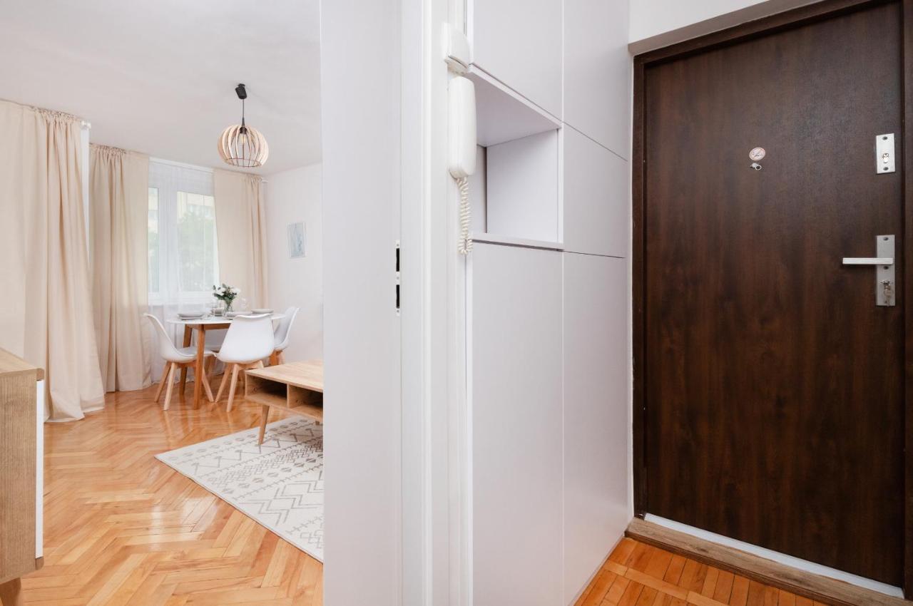 Cosy For 5 Guests Wrzeszcz By Renters Huoneisto *