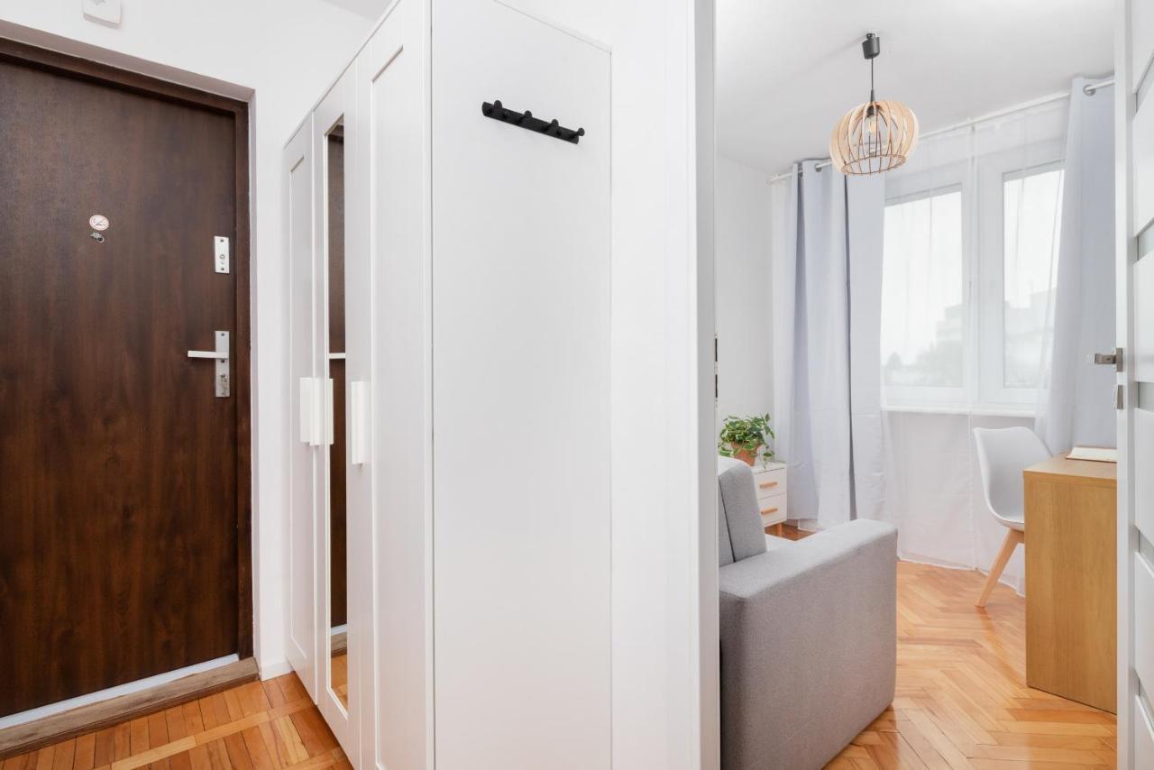 Huoneisto Cosy For 5 Guests Wrzeszcz By Renters